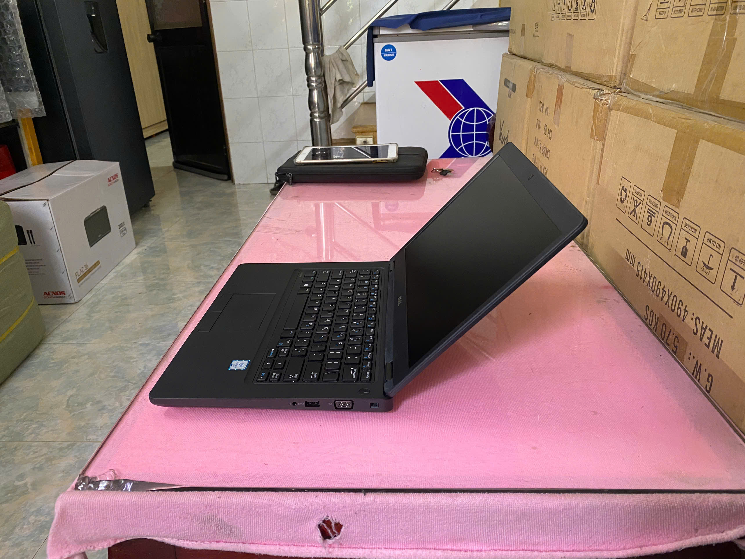  DELL LATITUDE E5470 I7 6600U 8GB 256GB 14”VGA AMD 2GB