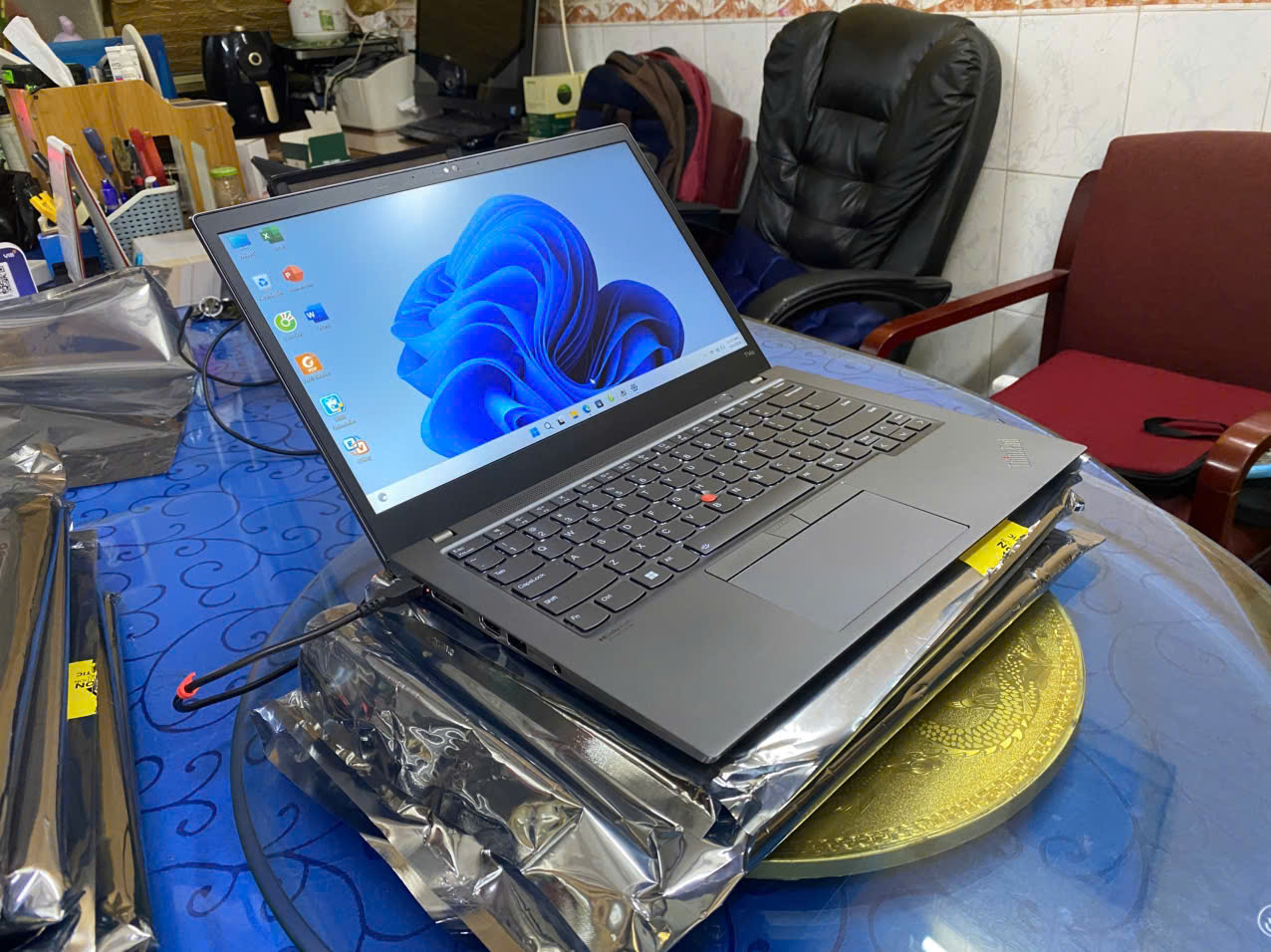  LENOVO THINKPAD P14S I7 1165G7 16GB 512GB 14"FHD