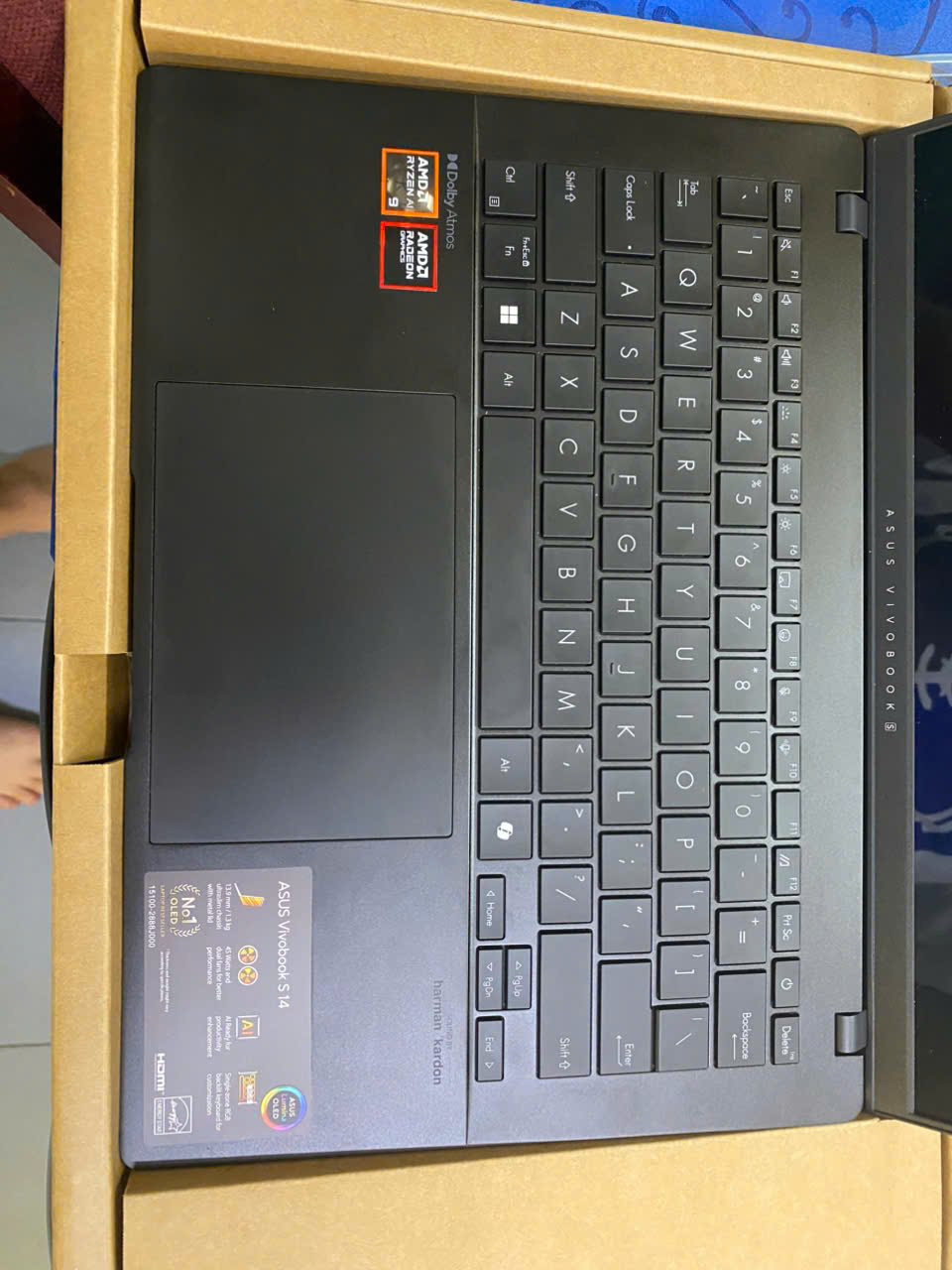 ASUS VIVOBOOK S 14 M5406W AMD RYZEN AI 9 365W 32G 1TB 14”2K OLED  Trang