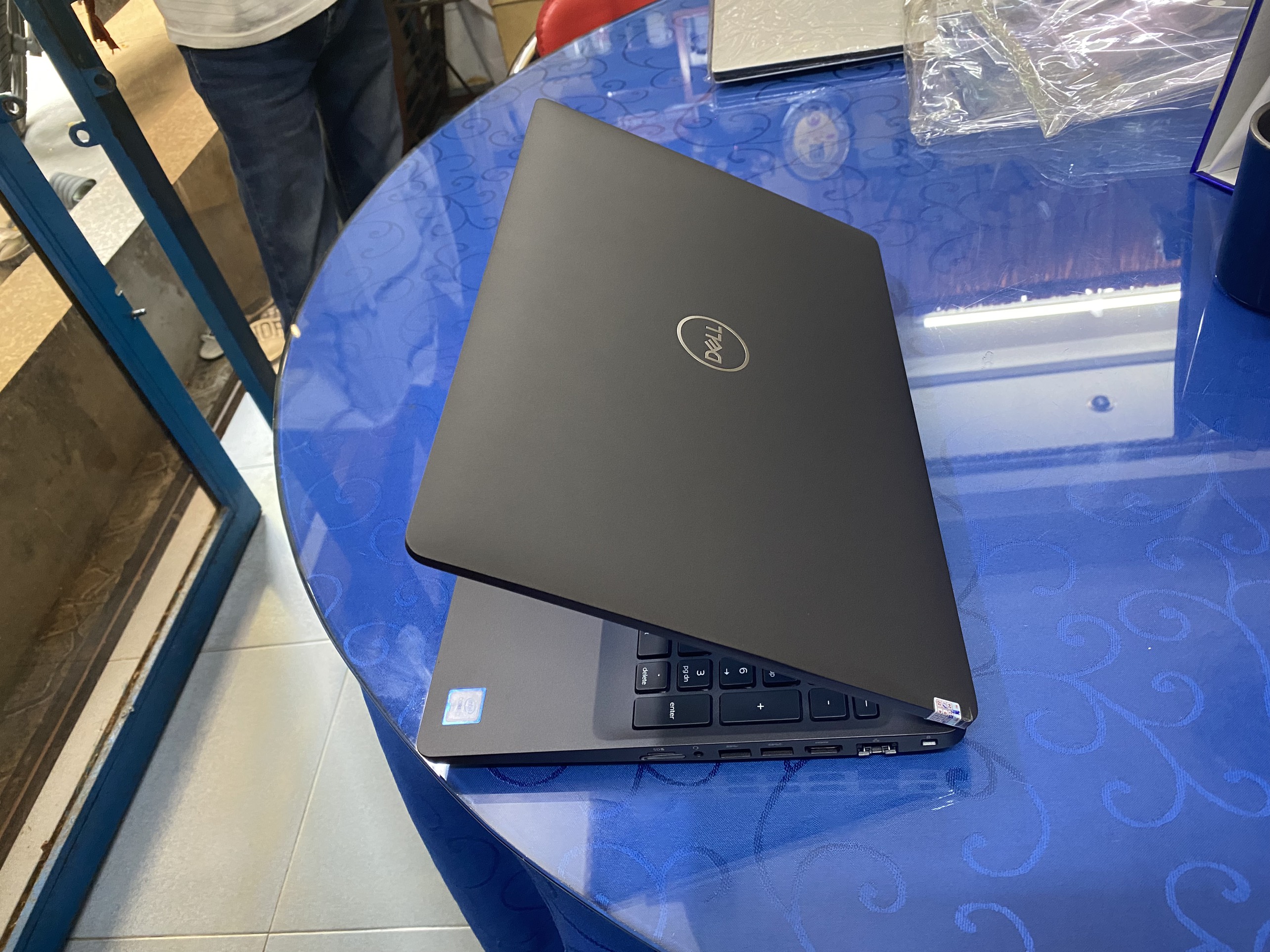 DELL LATITUDE 5501 I7 9850h 8GB 256GB 15.6"FHD MX150 2GB