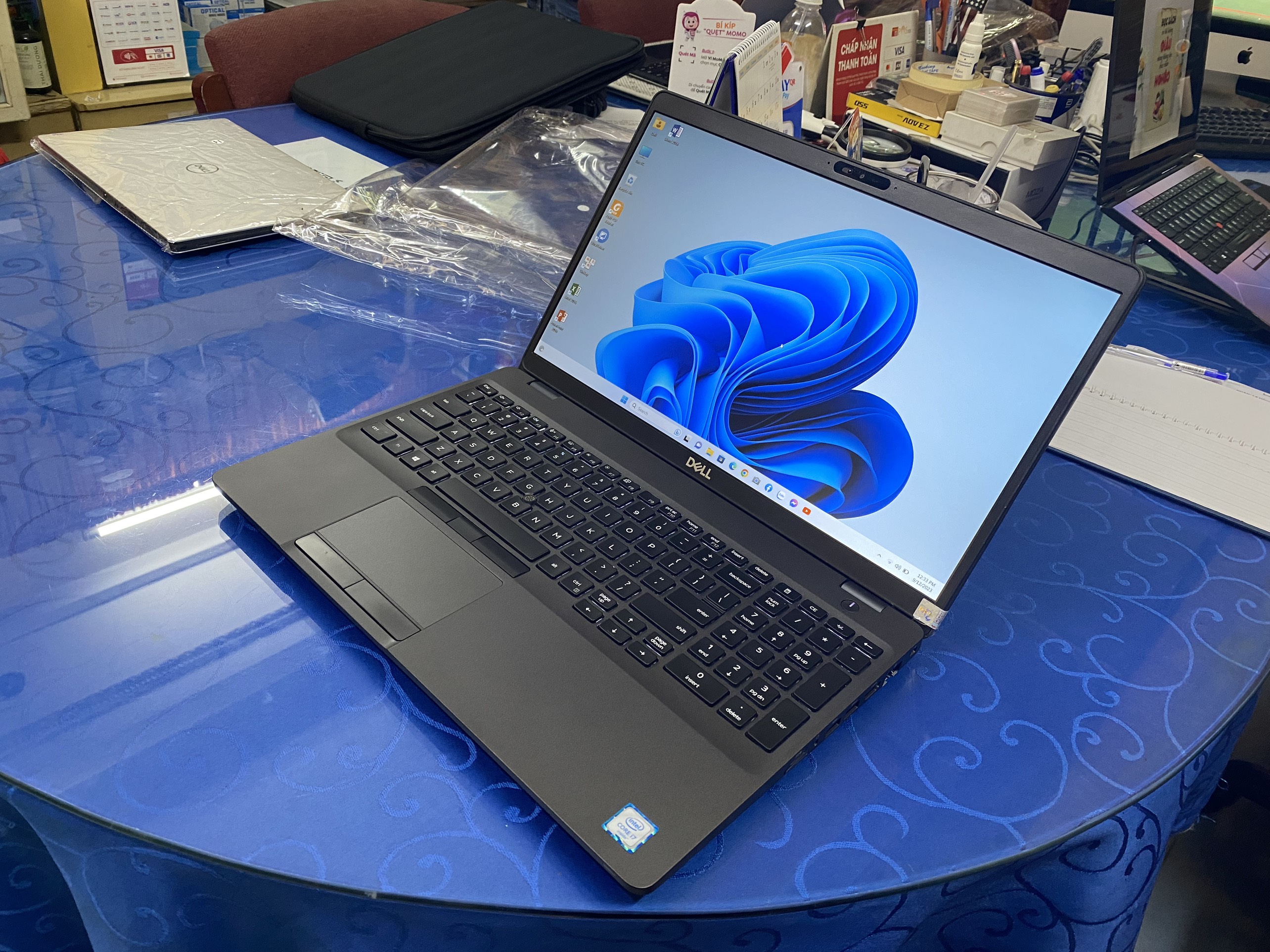 DELL LATITUDE 5501 I7 9850H 8GB 15.6