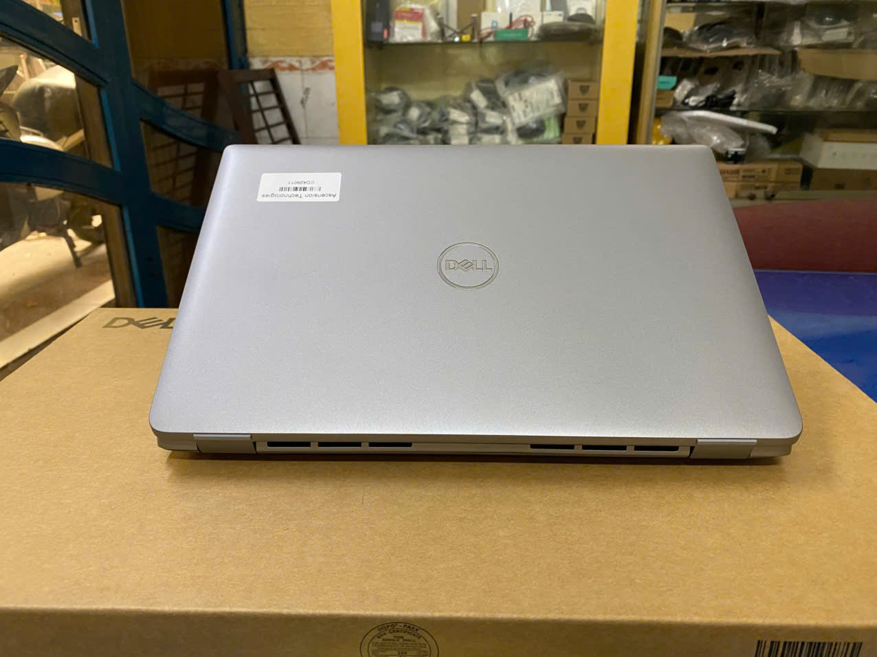 DELL PRECISION 3480 I7 1370P 16GB 512GB 14"FHD VGA 4GB
