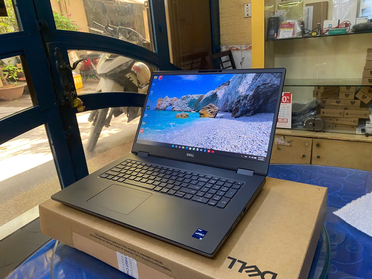 DELL PRECISION 7770 I9 12950HX 64GB 2TB 17.3